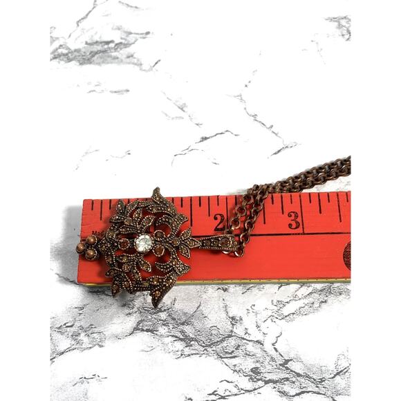 Vintage Copper Tone Pendant Necklace with Faux Gemstones and Pearls - Picture 7 of 8